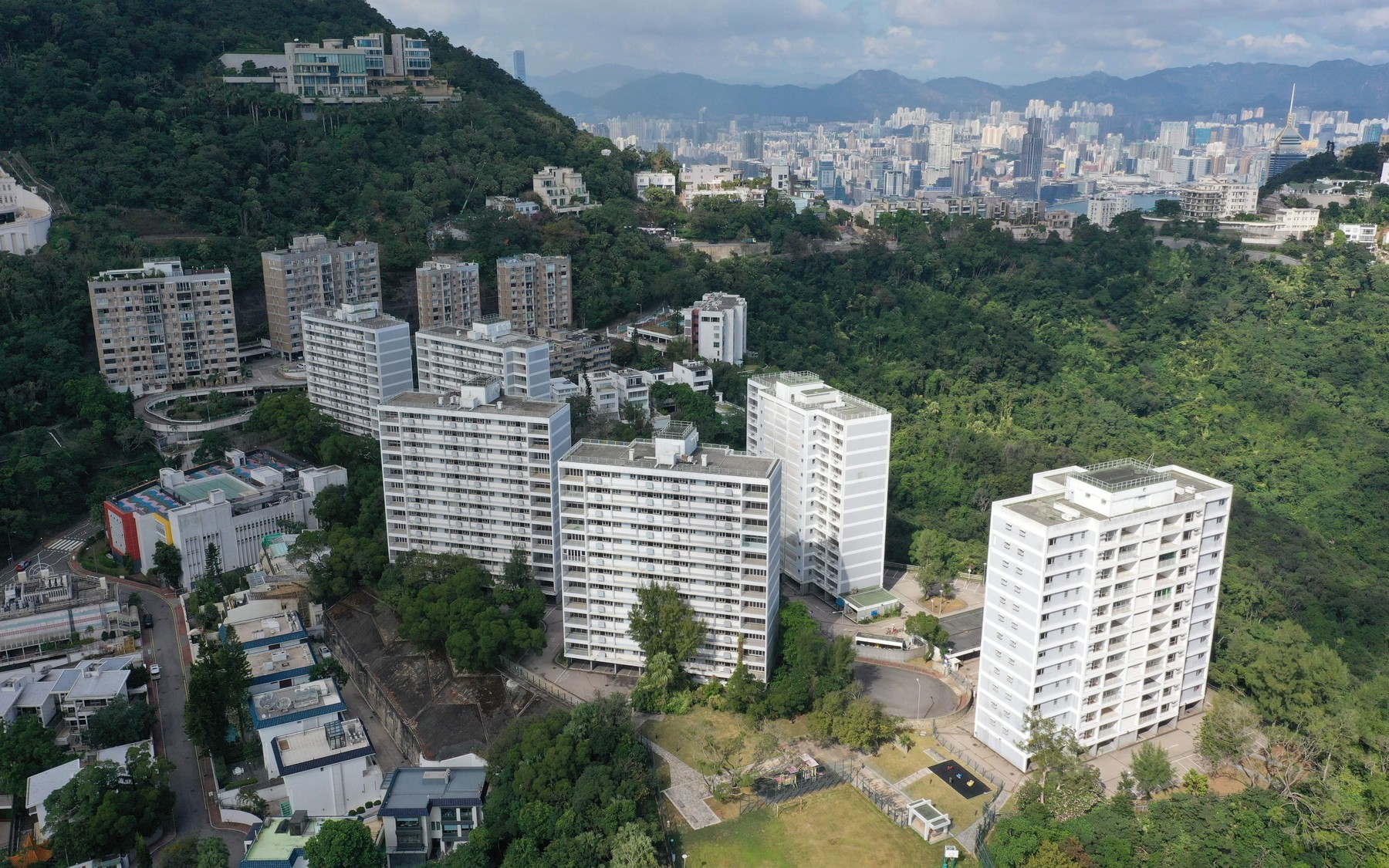 Cu cât a fost vândut cel mai scump loc de parcare din lume? Unde a fost atins recordul