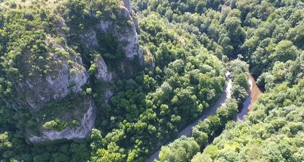 Imagini noi cascada Bigăr