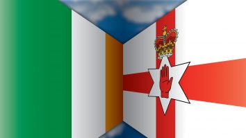 Tensiunile dintre UE și UK pot duce la un nou război în Irlanda: „Nu Londra și nu Belfastul au adus pacea acolo, ci Uniunea Europeană”