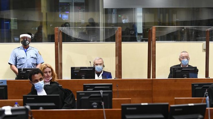 Foști șefi ai serviciilor secrete sârbe, apropiați ai fostului președinte Slobodan Milosevic, condamnați  pentru crimele de război din Balcani