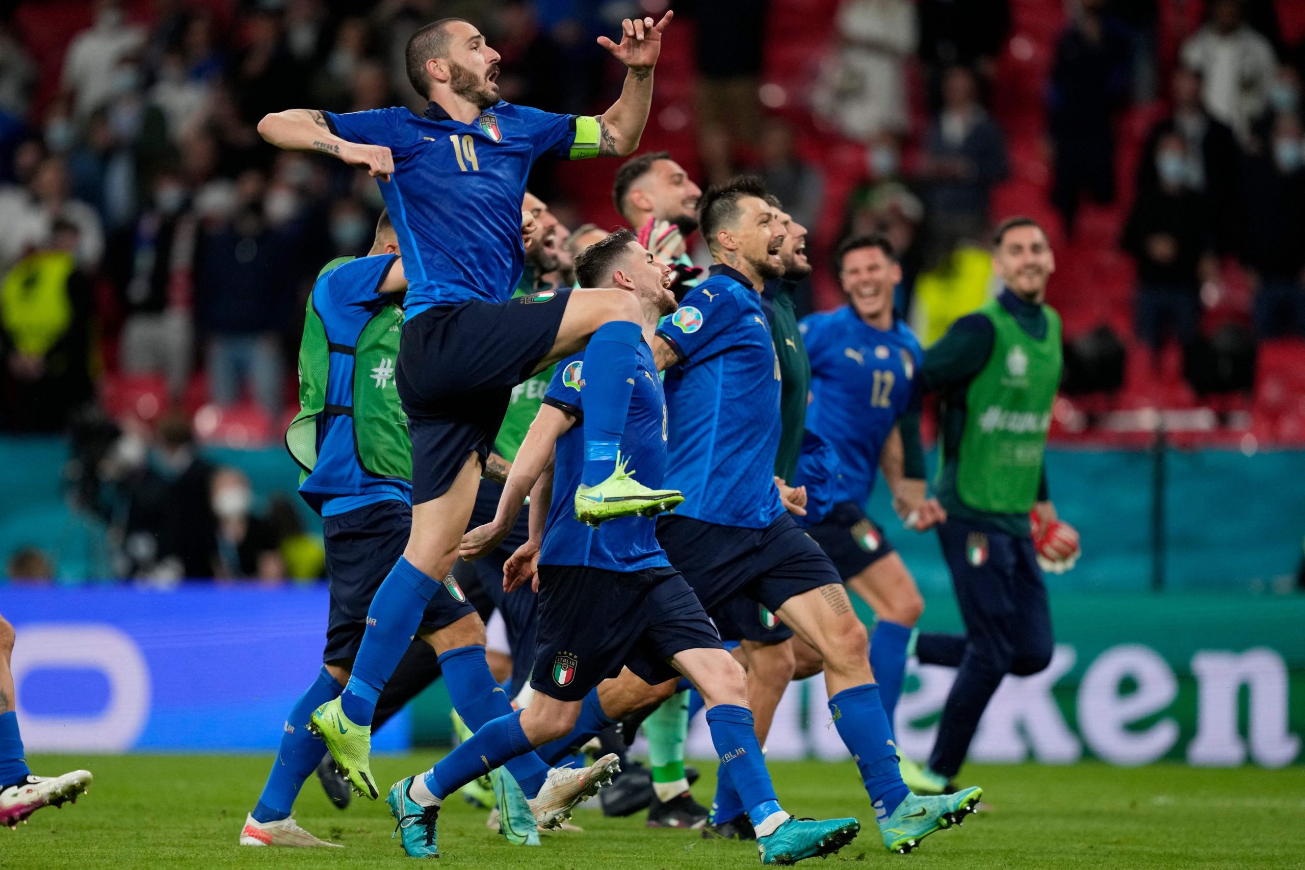 Italia învinge Austria şi se califică în sferturile Campionatului European de Fotbal