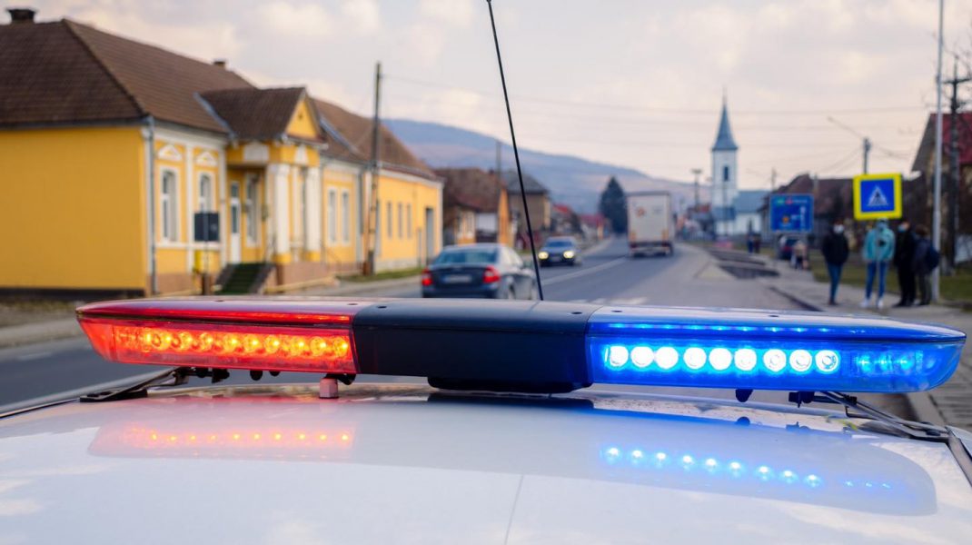masina de politie intr-un oras din transilvania