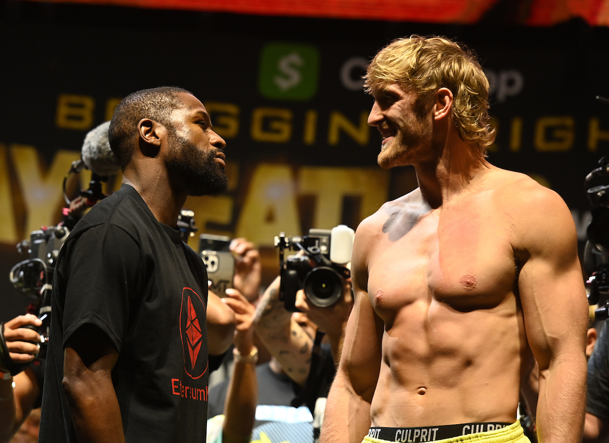 Mayweather – Logan Paul, un meci de zeci de milioane de dolari. „Money” s-a distrat cu celebrul youtuber
