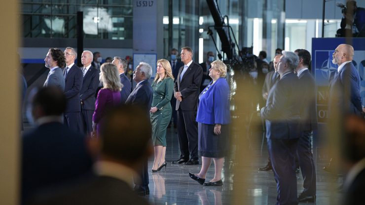 Iohannis l-a invitat pe Joe Biden în România: A fost perfect de acord să încercăm să organizăm o astfel de întâlnire