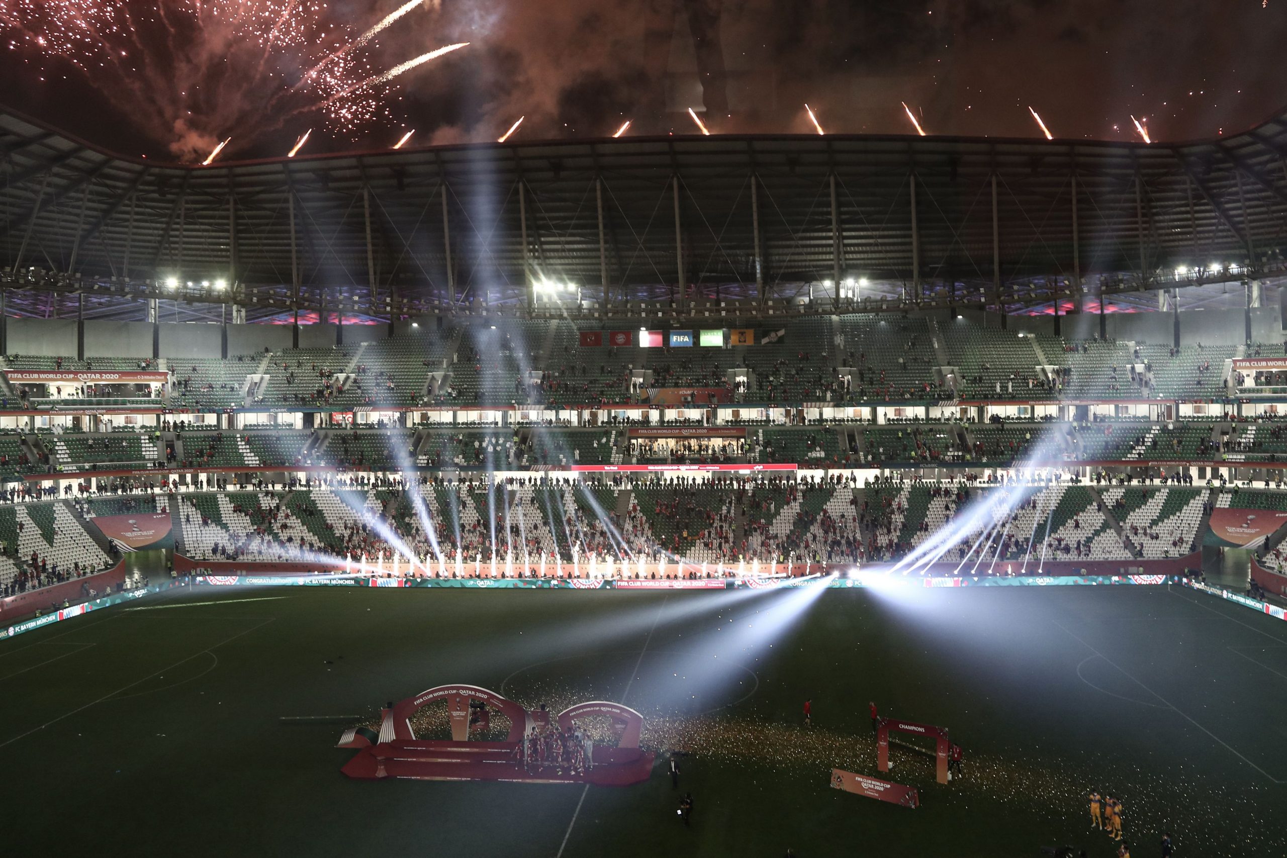 Doar fanii vaccinaţi vor avea acces la Campionatul Mondial din Qatar, de anul viitor