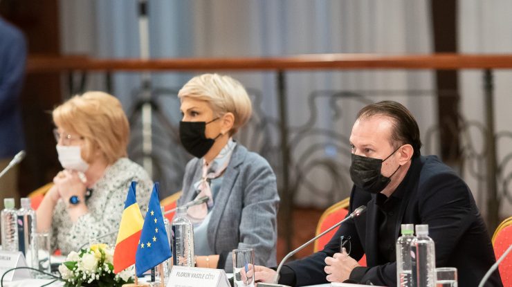 Raluca turcan si florin citu.