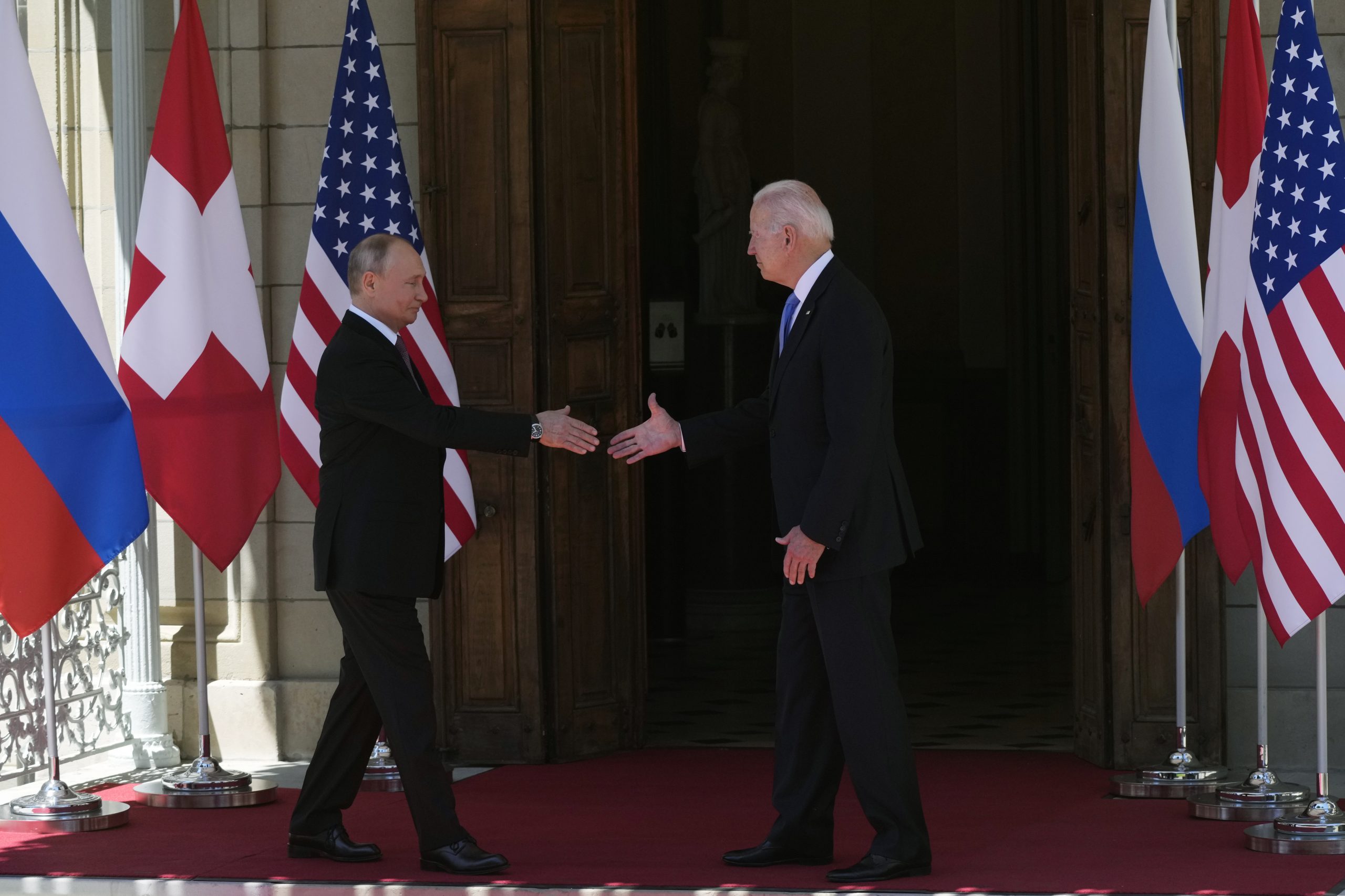 Joe Biden şi Vladimir Putin au convenit că ambasadorii rus şi american vor reveni la posturi