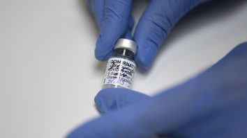 Doză de vaccin anti-COVID