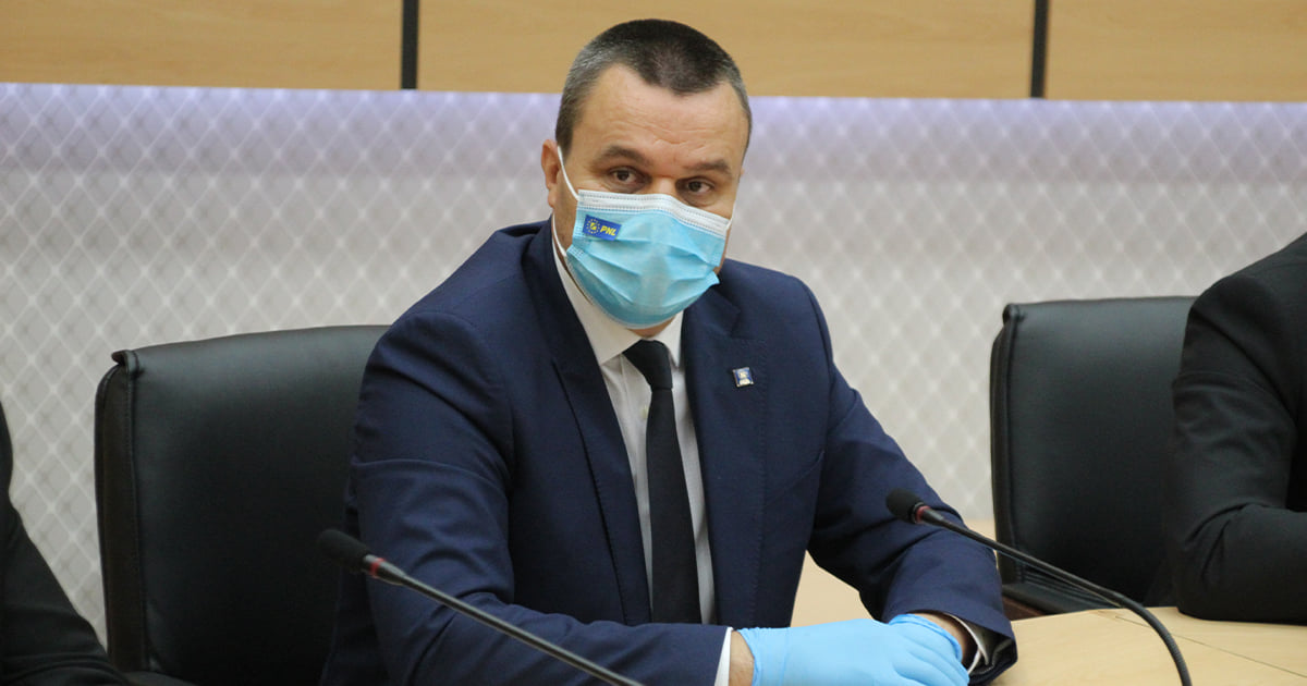 Senatorul Eugen Pîrvulescu, șeful PNL Teleorman, a fost pus sub control judiciar. Acuzațiile DNA
