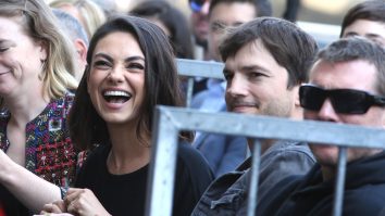 Ashton Kutcher și Mila Kunis.