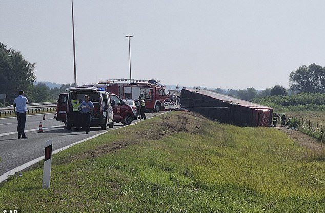 Accident grav în Croația: 10 oameni au murit și alți 45 au fost răniți