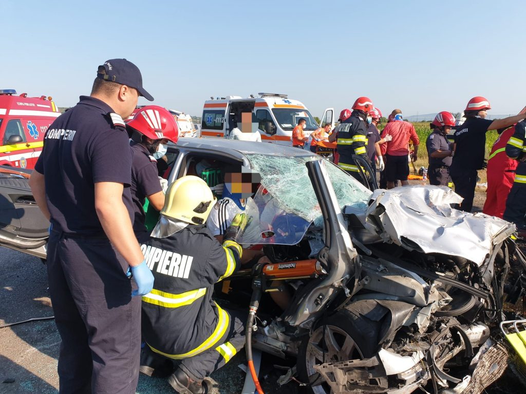Accident rutier între localitățile Răcăciuni și Orbeni din județul Bacău.