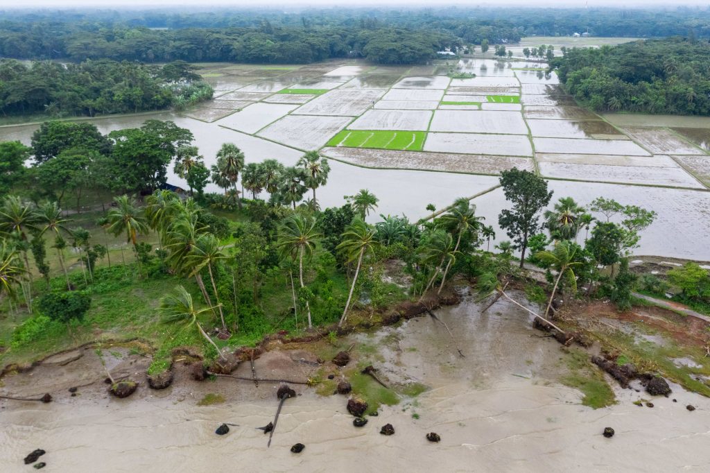 inundatii in bangladesh