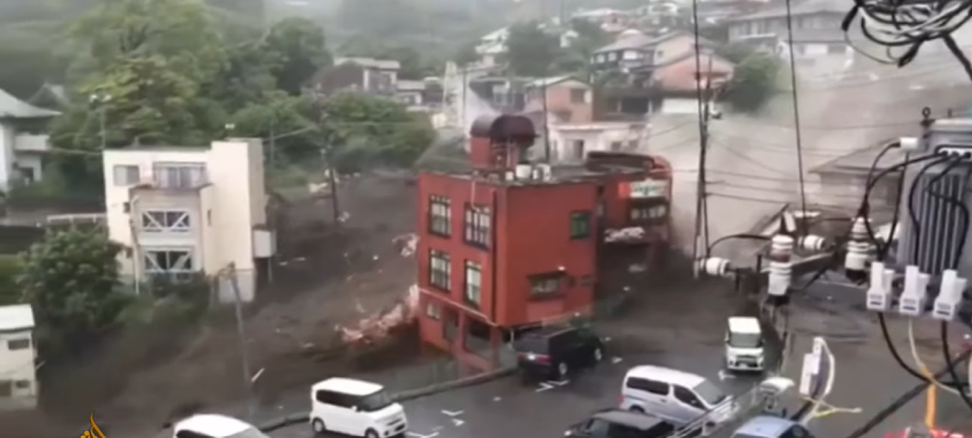 VIDEO. Alunecare de teren pe litoralul din Japonia. Aproximativ 20 de persoane dispărute