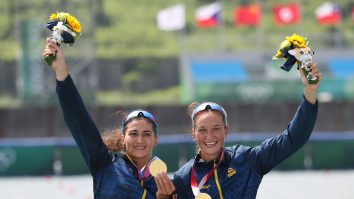 Mama Simonei Radiş, plină de emoţii după ce fata ei a câştigat aurul olimpic: „Am plâns. E plecată de acasă de mică, a făcut multe sacrificii”