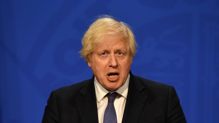 Boris Johnson, declarat contact apropiat al unei persoane infectate cu COVID-19. Ce va trebui să facă premierul britanic zilele următoare