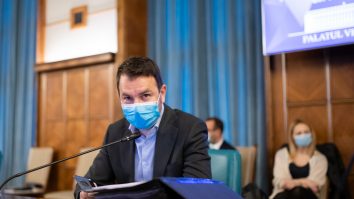 Cătălin Drulă, în ședința de Guvern. Foto: gov.ro