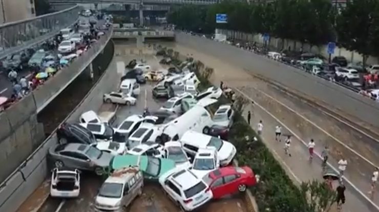 VIDEO. Imagini filmate din dronă cu potopul din China. Ce a rămas în urma apelor: „Eram pe cale să renunțăm”