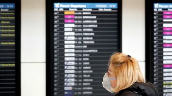 Record de zboruri anulate de către companiile aeriene. Pasagerii pot obține compensații