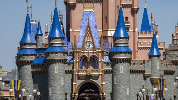 Disney ia încă o decizie pentru corectitudine politică. Va renunța la apelativul „doamnelor și domnilor”