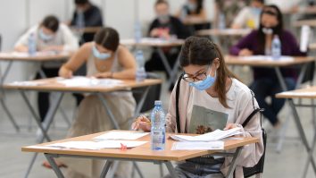 COMPLEXUL EXPOZITIONAL ROMEXPO - EXAMEN ADMITERE - UMFCD