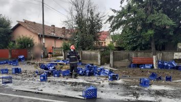 lazi de bere timisoreana dupa accidentul rutier din dragasani.