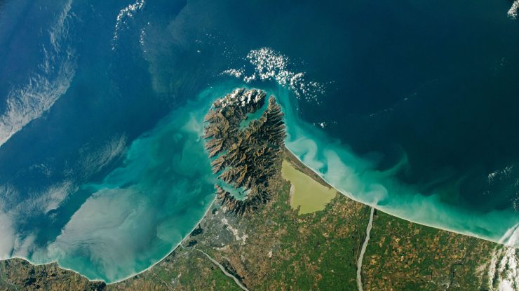 Țările cele mai potrivite pentru a supraviețui unui colaps global al civilizației. Miliardarii lumii au început să cumpere pământ