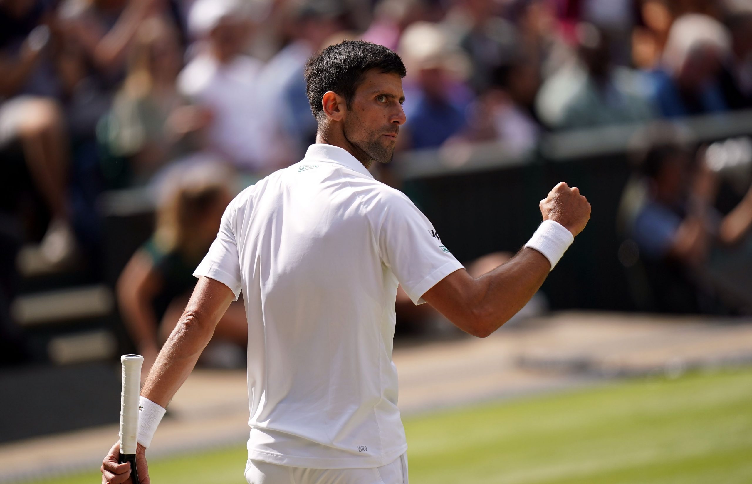 Novak Djokovic câștigă turneul de la Wimbledon pentru a șasea oară în carieră