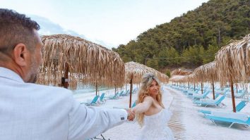 Nunta pe plajă, noul trend al industriei de evenimente. „Nu putem să găsim un defect acestei seri”