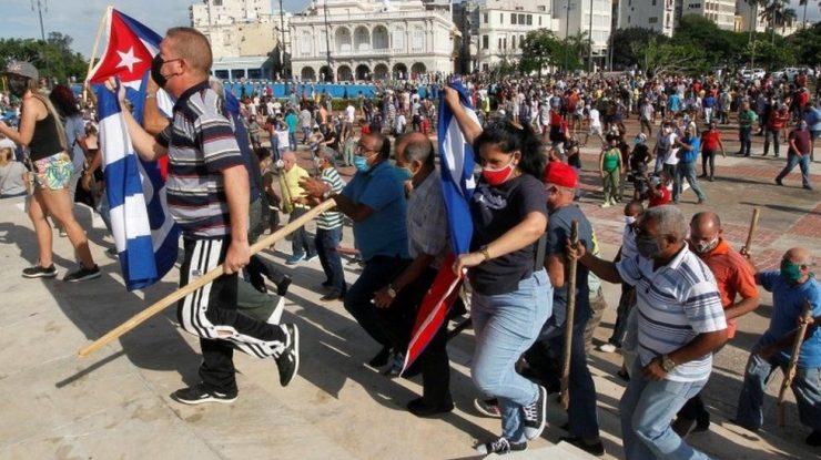 Havana acuză SUA că a destabilizat Cuba. Joe Biden, solidar cu protestatarii
