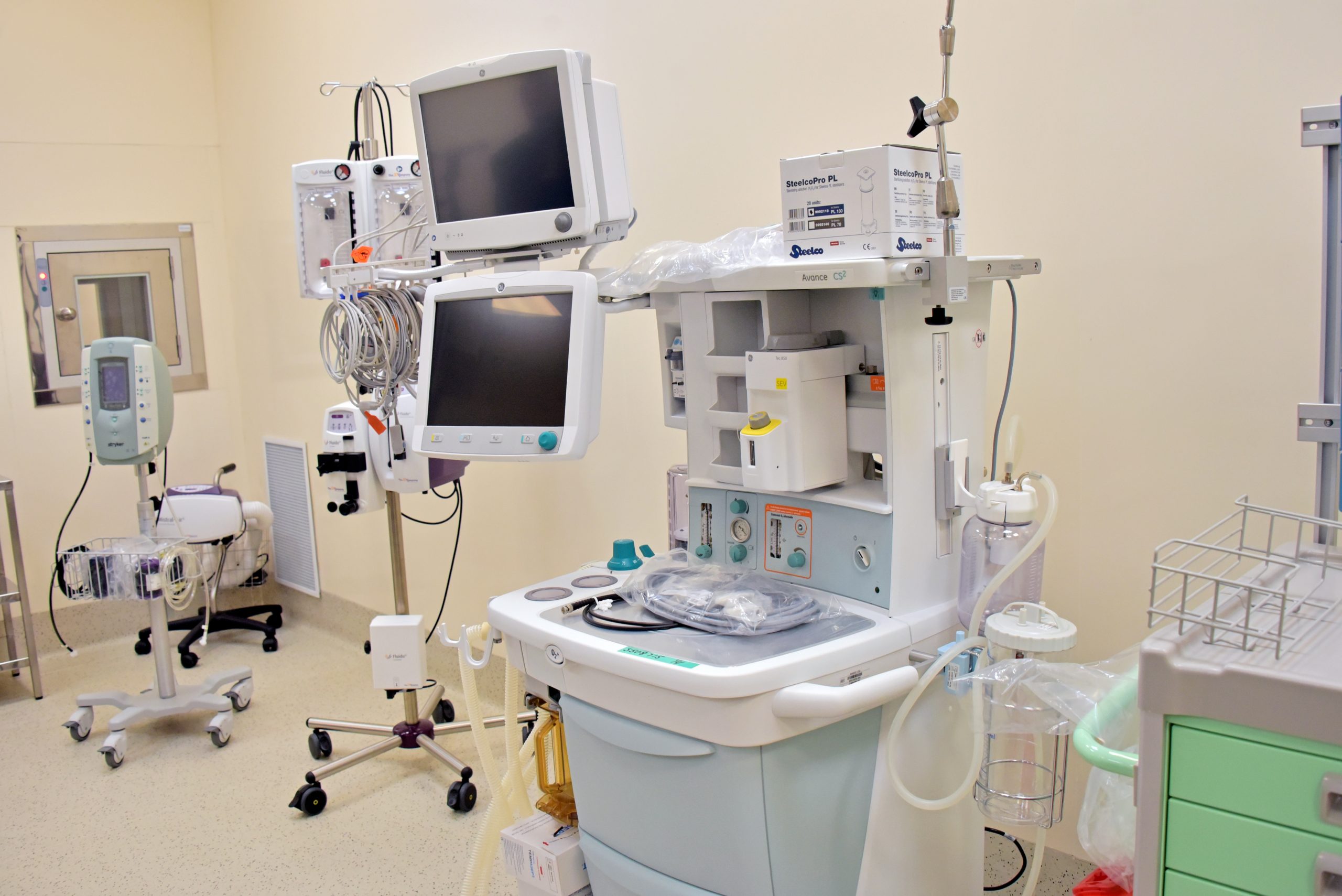 Marii arși ar putea fi salvați de un aparat care produce piele artificială. De ce nu ar putea folosi România un astfel de dispozitiv