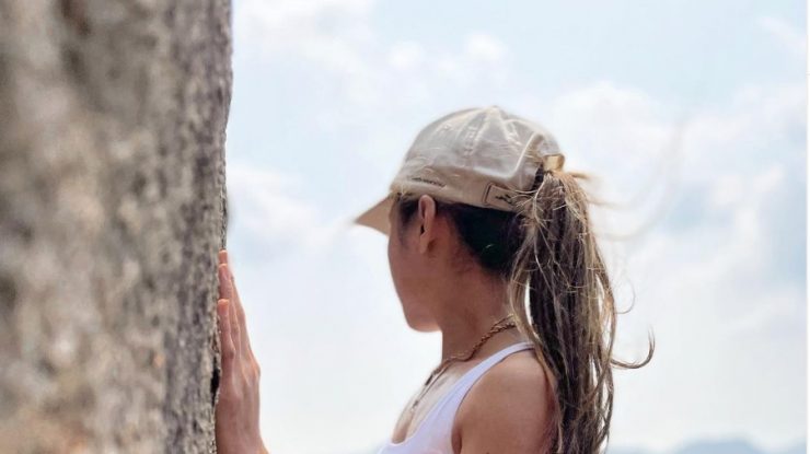 FOTO. O influenceriță a murit în timp ce își făcea selfie, la o cascadă. Tânăra a căzut în gol chiar sub ochii prietenilor