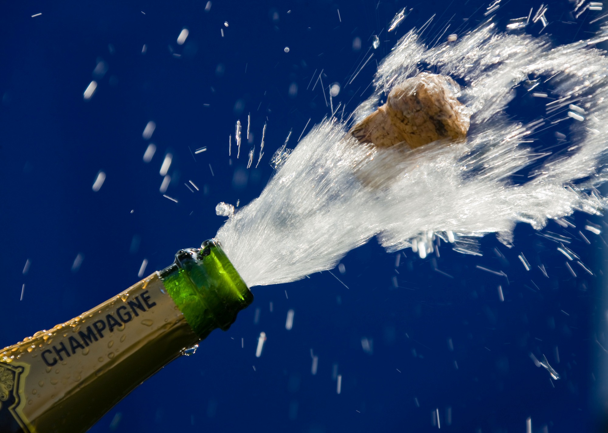 Legea care-i lasă pe ruși fără șampania franțuzească. Expert în băuturi alcoolice: „Dacă rușii nu au Moet, nu este o lovitură de stat. Nu se vor sinucide”