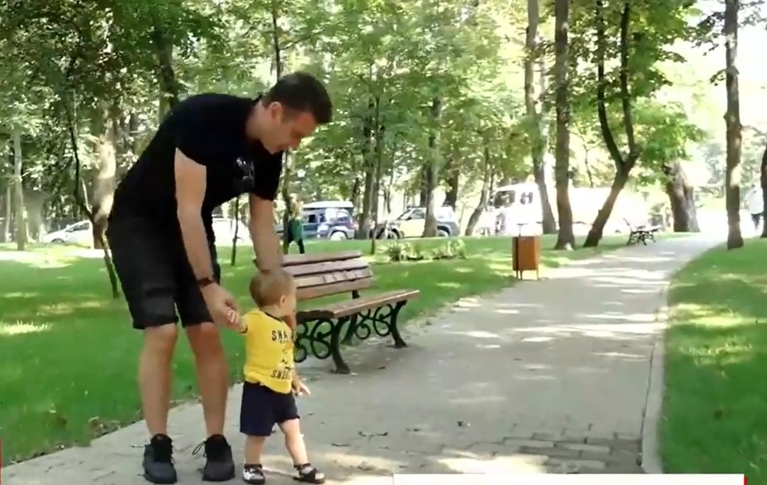 Instinctul patern, dincolo de carieră. Mărturia unui tată: „Cel puțin 7-10 ani din viață trebuie să fii alături de copil“