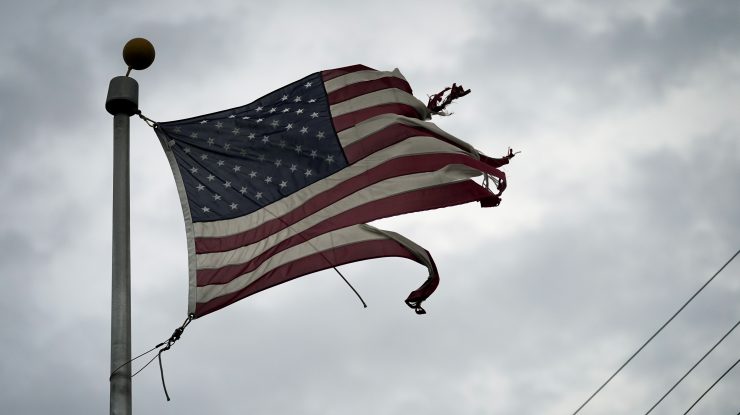 Uraganul Elsa se îndreaptă către Statele Unite. Ministerul de externe a emis o avertizare pentru turiştii români