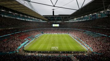 vedere generala cu stadionul wembley in timpul finalei euro 2020.