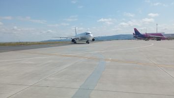 Plan roșu de intervenție pe aeroportul din Iași. 107 pasageri, în pericol din cauza sistemului de navigaţie