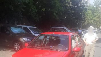Un șofer de 90 de ani, care nu își mai amintea drumul spre casă, a blocat o șosea din Capitală