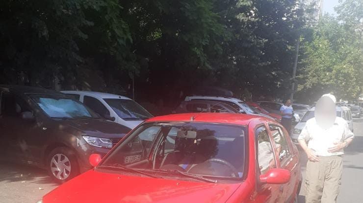 Un șofer de 90 de ani, care nu își mai amintea drumul spre casă, a blocat o șosea din Capitală