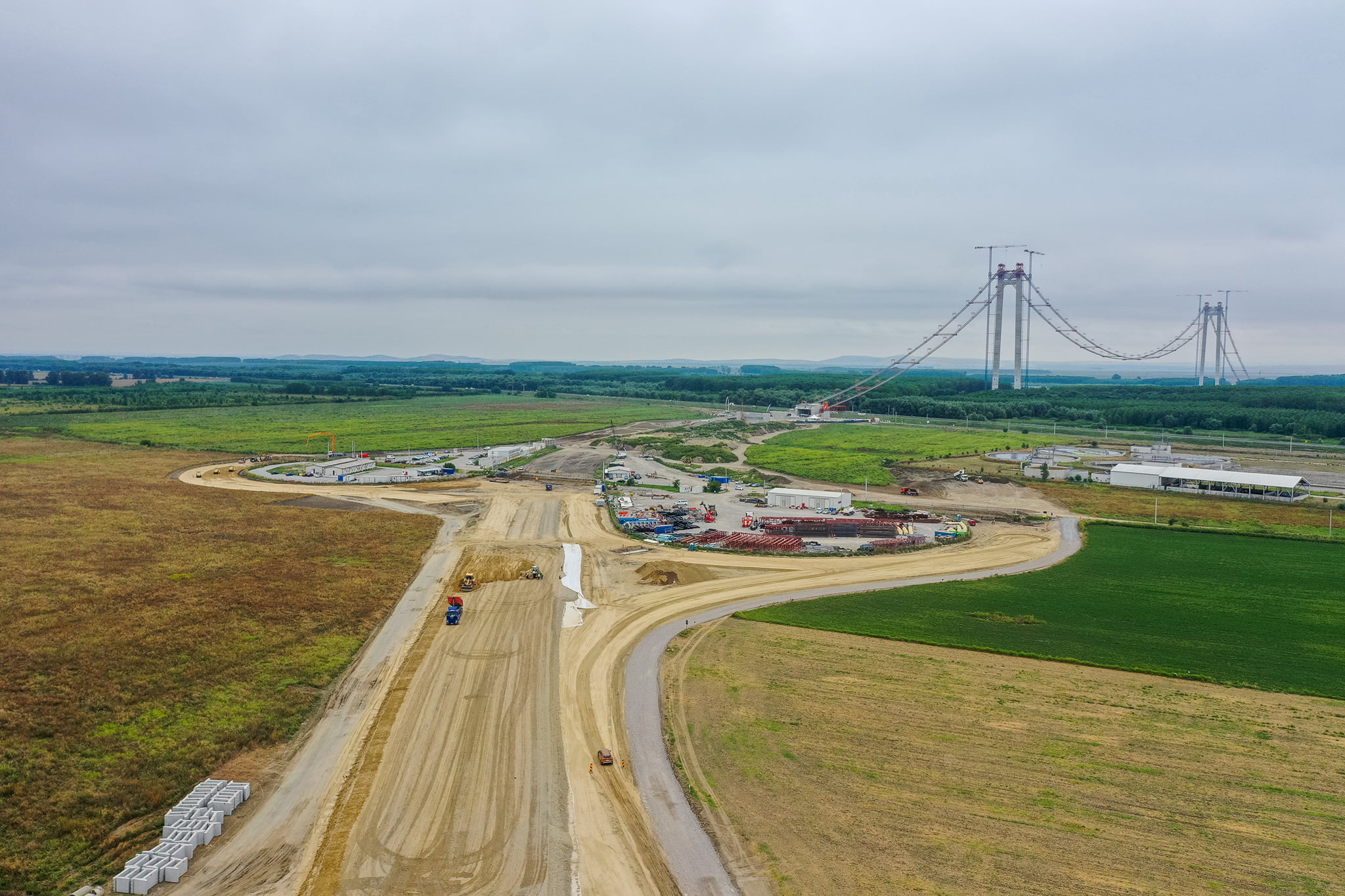 Ministrul Transporturilor: Podul peste Dunăre se va deschide la final de 2022