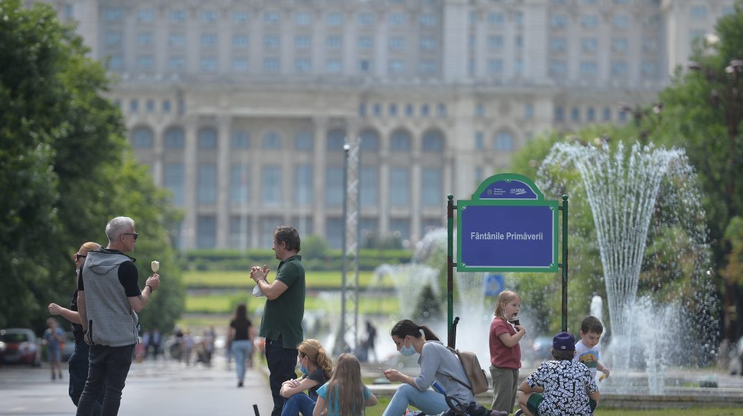 Avertisment dur al experților în sănătate: Lumea se va confrunta cu un deficit masiv de femei din cauza „selecției sexuale”