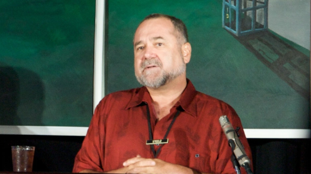 Robert David Steele