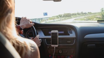 (P) 9 sfaturi pentru șoferi privind siguranța mașinii