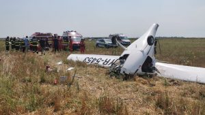 Avion prăbușit pe un câmp din Chitila.