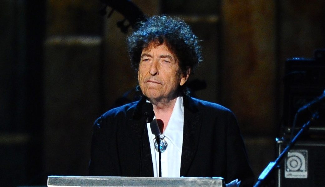 Bob Dylan, acuzat că a agresat sexual o fetiță de 12 ani în 1965. A abuzat-o timp de 6 săptămâni
