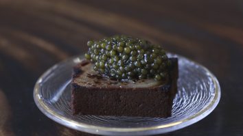 Care sunt beneficiile caviarului. Aur pentru organism şi piele