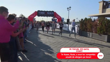 Competiția de alergat pe tocuri din Rusia.