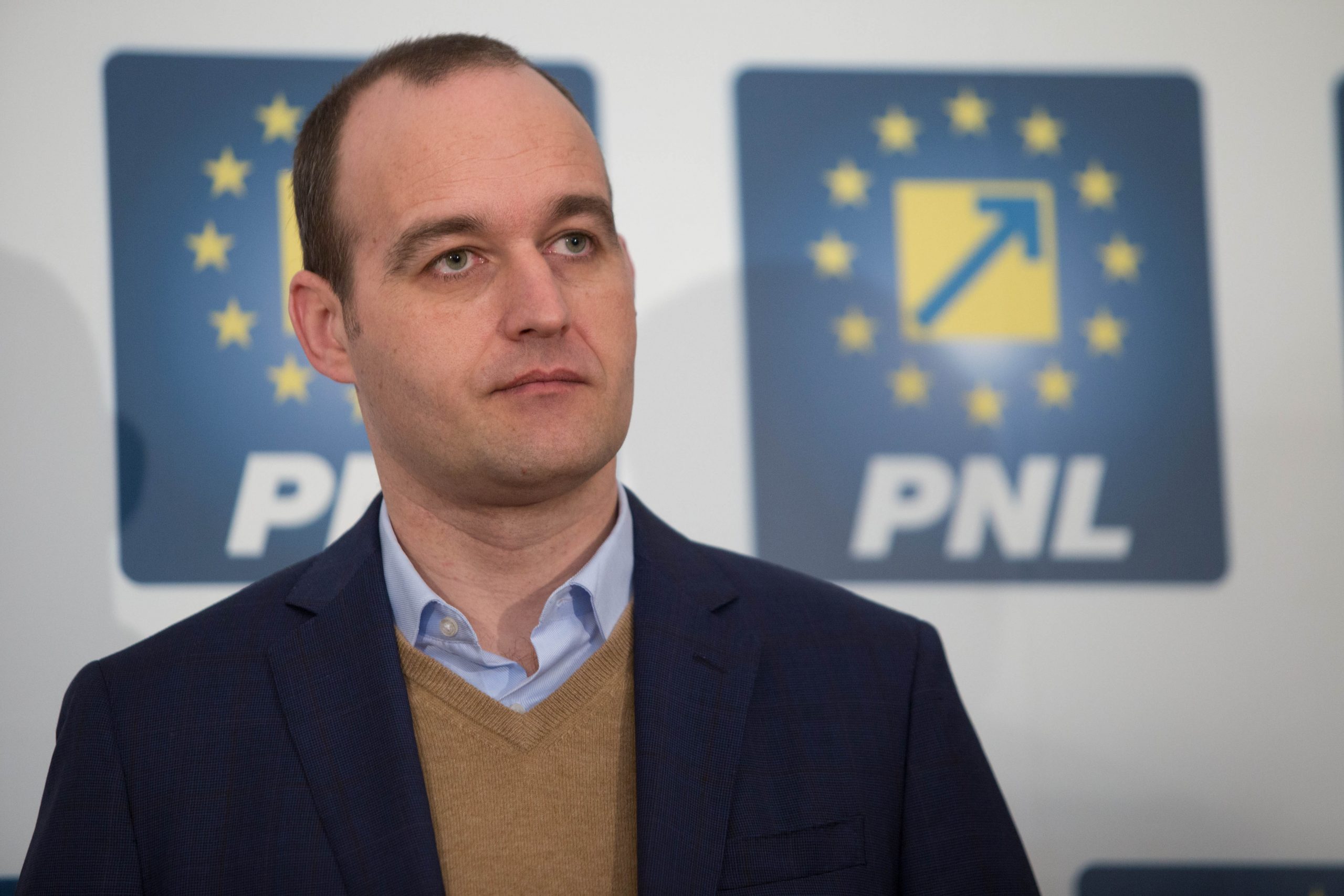 Prima ironie lansată de PSD, după gafele făcute de noul ministru al Finanțelor: „Nota Patru”