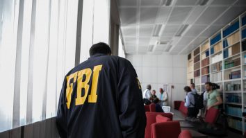 RAPORT. Noile date publicate recent de FBI reflectă un număr record îngrijorător de incidente de crimă de ură raportate în America în 2021
