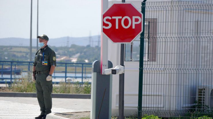 Aproximativ 1,7 milioane de persoane au traversat granița de est a României în această vară